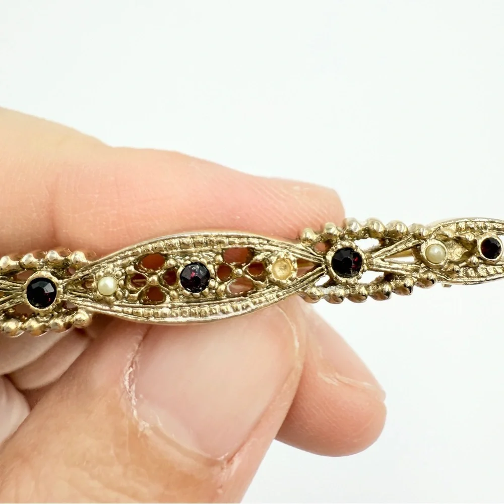 Vintage Bar Brooch – Gold Tone with Faux Pearls & Crystal Stones - Picture 4 of 7